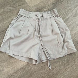 💐 Dynamite shorts 💐